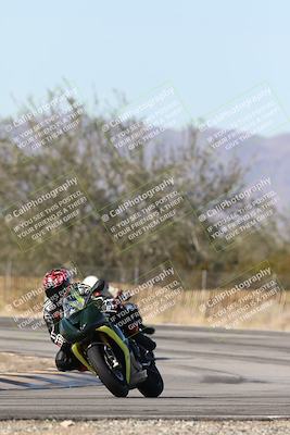 media/Dec-01-2025-Moto Forza (Mon) [[2daa91e15f]]/3-Beginner Group/Session 3 (Turn 3)/